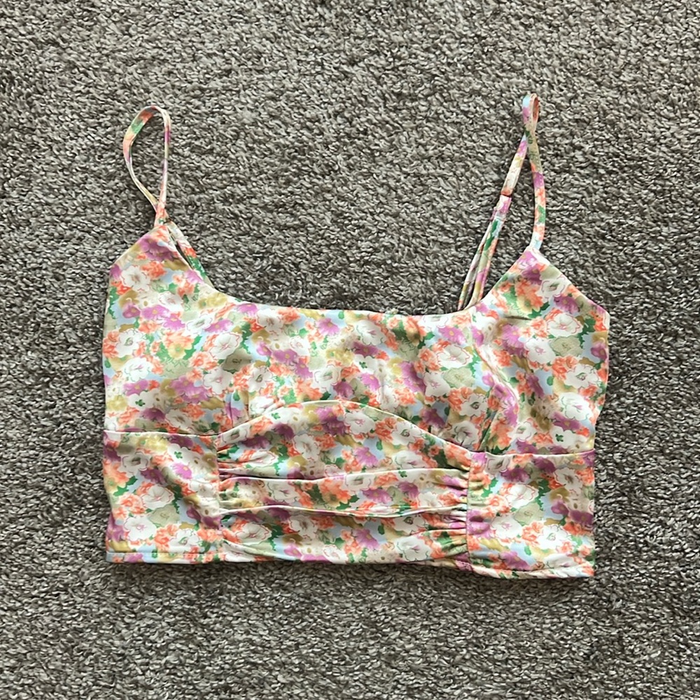 FLORAL TOP